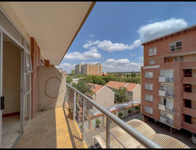 2 BEDROOM APARTMENT RENTED IN HATFIELD